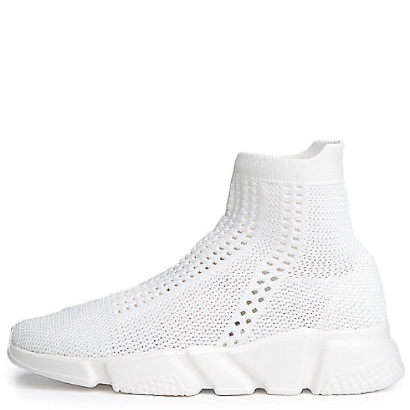 $15 ☁️ Sock sneakers tennis shoes SOLD OUT - Picture 2 of 6